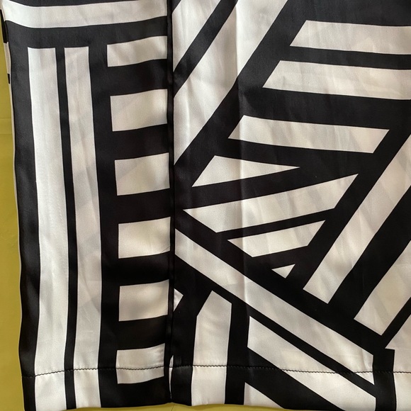 Attitudes by Renee Regular Casa Comfy Printed Pant With Black Piping Woodblock - Picture 5 of 5